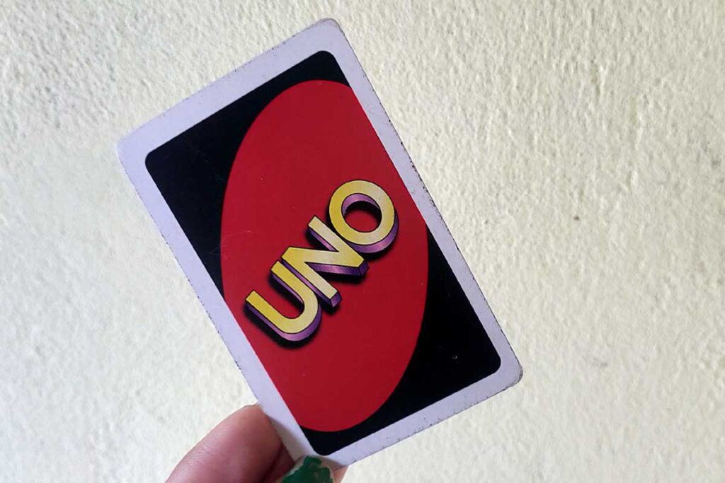 Uno card game play